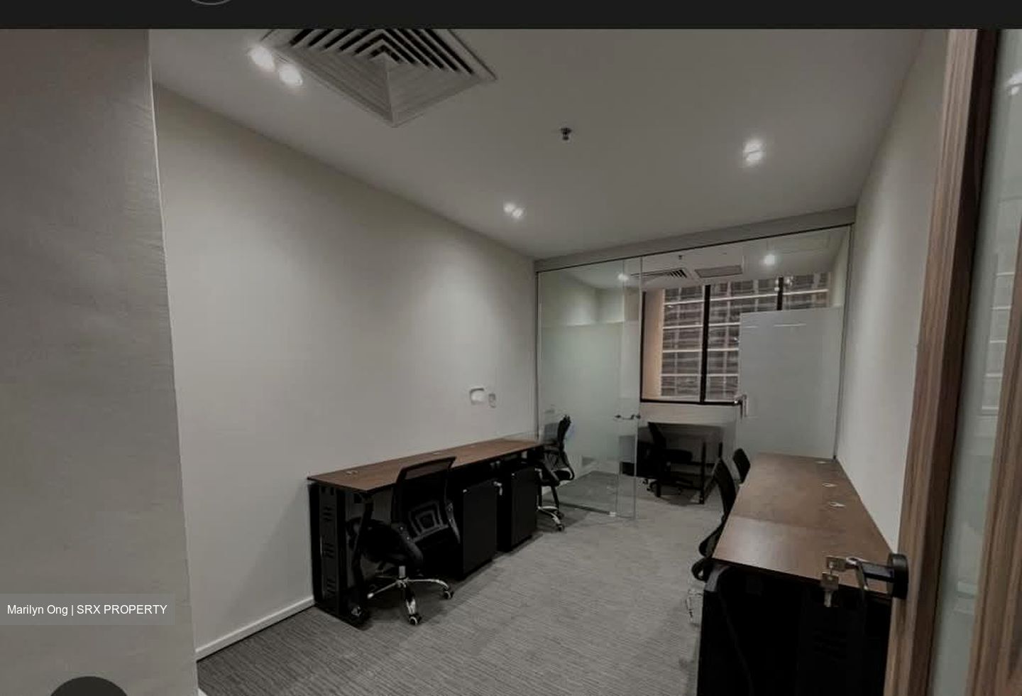 International Plaza (D2), Office #550309821